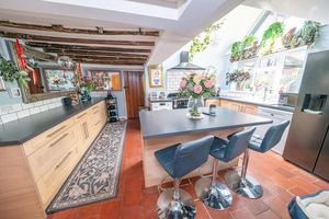 2 Fishers Hill